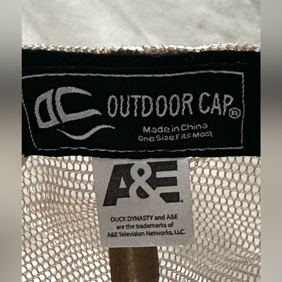 Duck Dynasty Outdoor Cap Mesh Hat. NWT - Picture 6 of 7